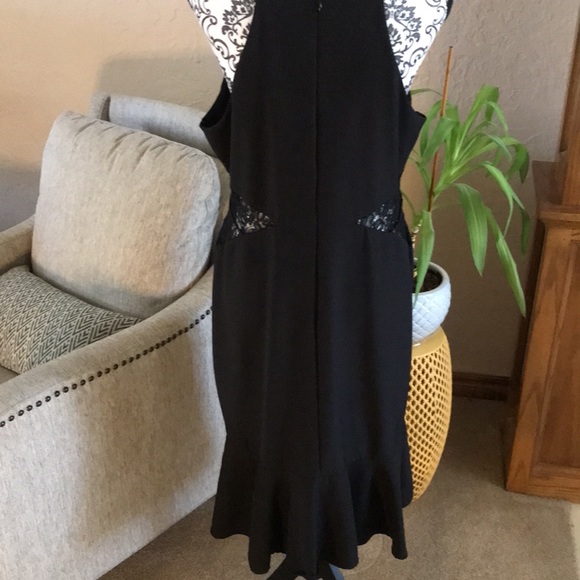 NSR BLACK DRESS - Picture 4 of 9